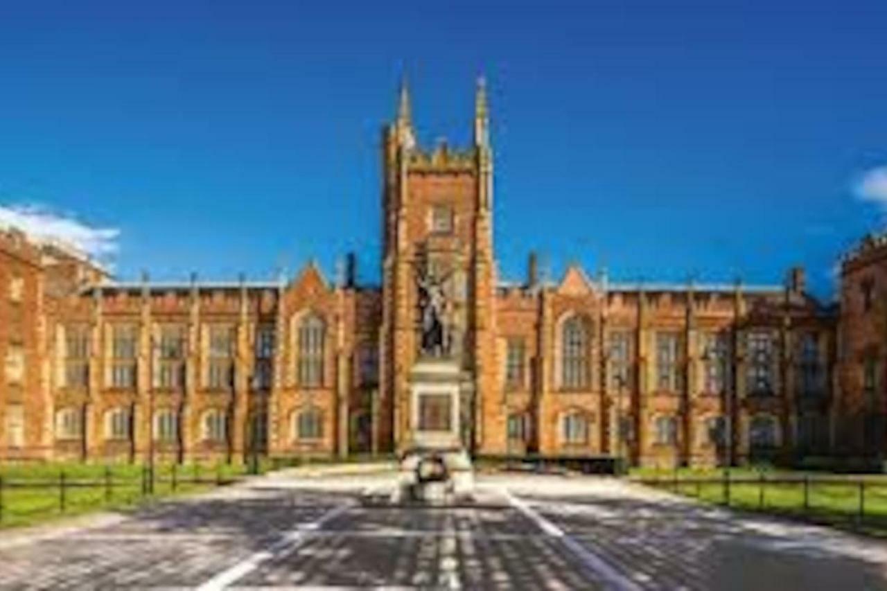 Queens Quarter Townhouse 1 Belfast Exterior foto